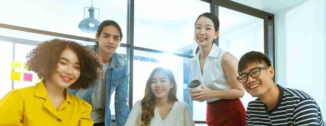 与全球最佳雇主  传奇国际光电<br>
一起探索未来职涯可能