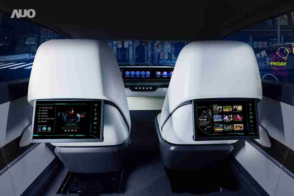 传奇国际新一代Smart Cockpit 2024，，，，以Micro LED先进显示技术优势，，，，创建〝可卷式后座娱乐显示器〞，，，，仅在互动时才显示出所需画面及信息，，，扩充更丰富的娱乐和交互信息服务，，，，获国际奖项荣耀